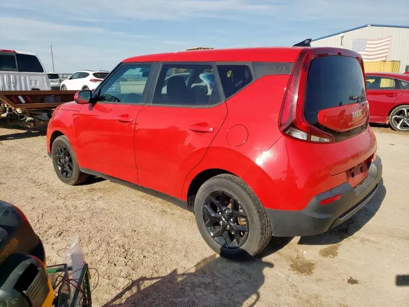 2022 KIA SOUL LX  