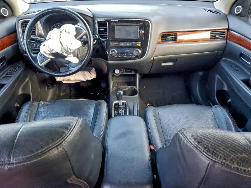 2014 MITSUBISHI OUTLANDER SE  