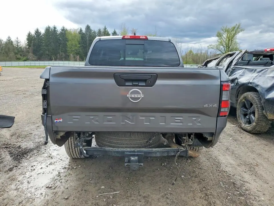 2025 NISSAN FRONTIER SV  