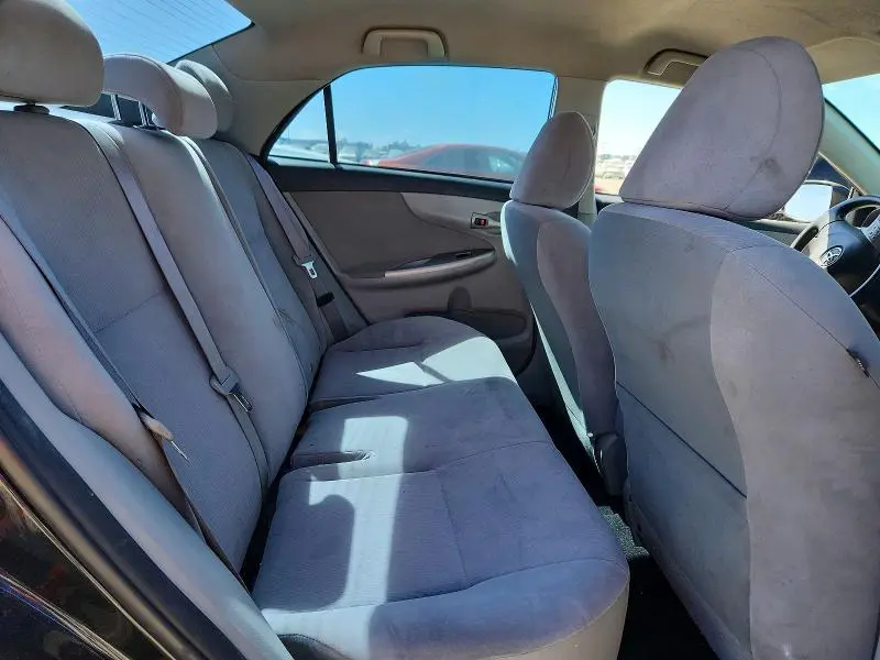 2011 TOYOTA COROLLA LE  