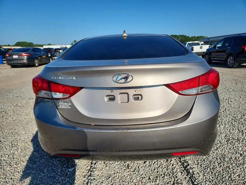 2012 HYUNDAI ELANTRA GLS  