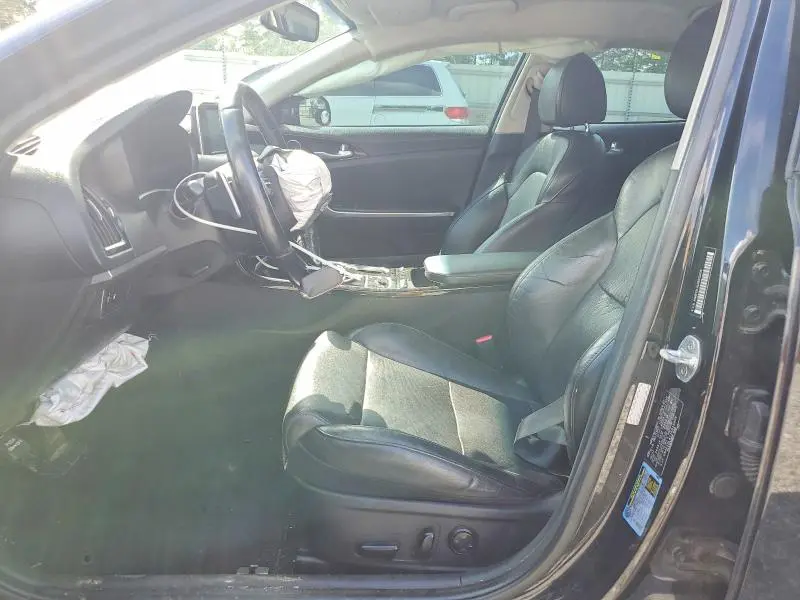 2018 KIA STINGER BASE  