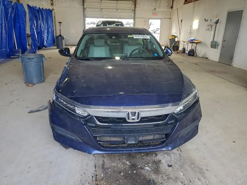 2018 HONDA ACCORD LX  