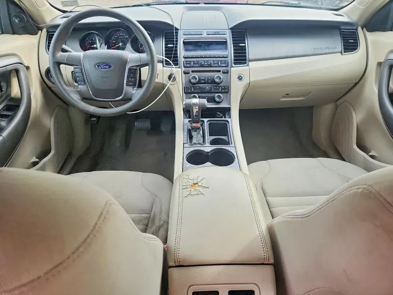 2010 FORD TAURUS SE  