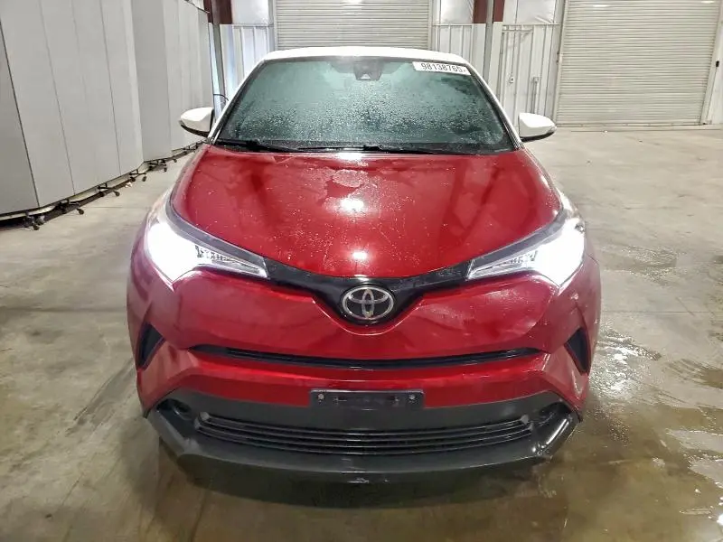 2018 TOYOTA C-HR XLE  