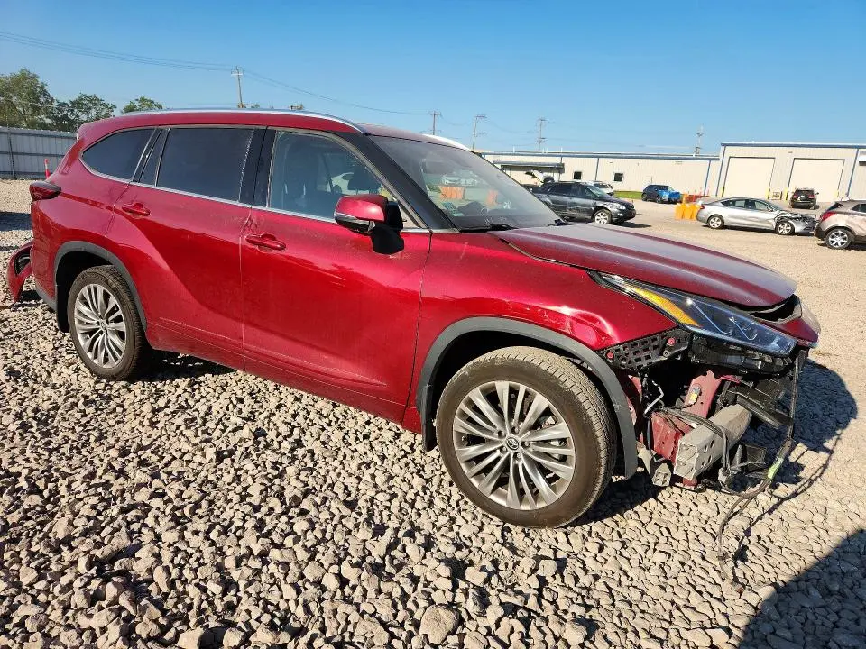 2021 TOYOTA HIGHLANDER PLATINUM  