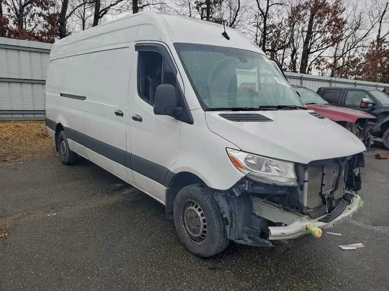 2022 MERCEDES-BENZ SPRINTER 2500  