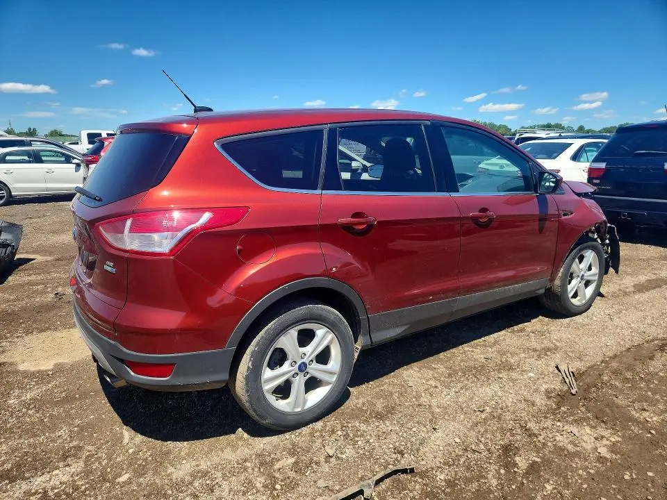 2016 FORD ESCAPE SE  