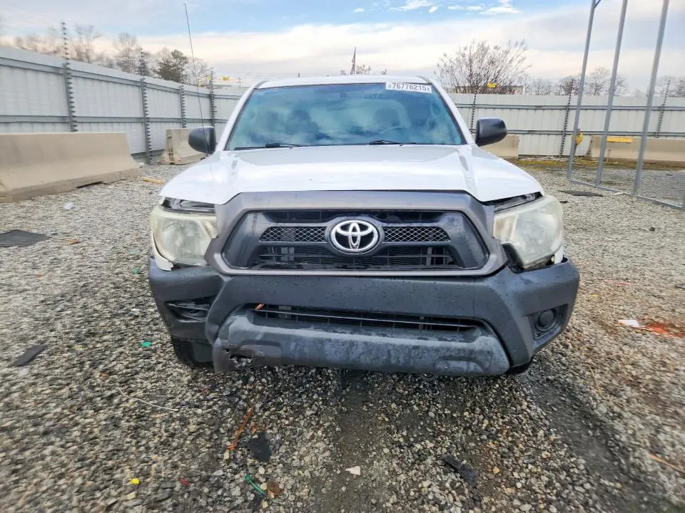 2015 TOYOTA TACOMA BASE  