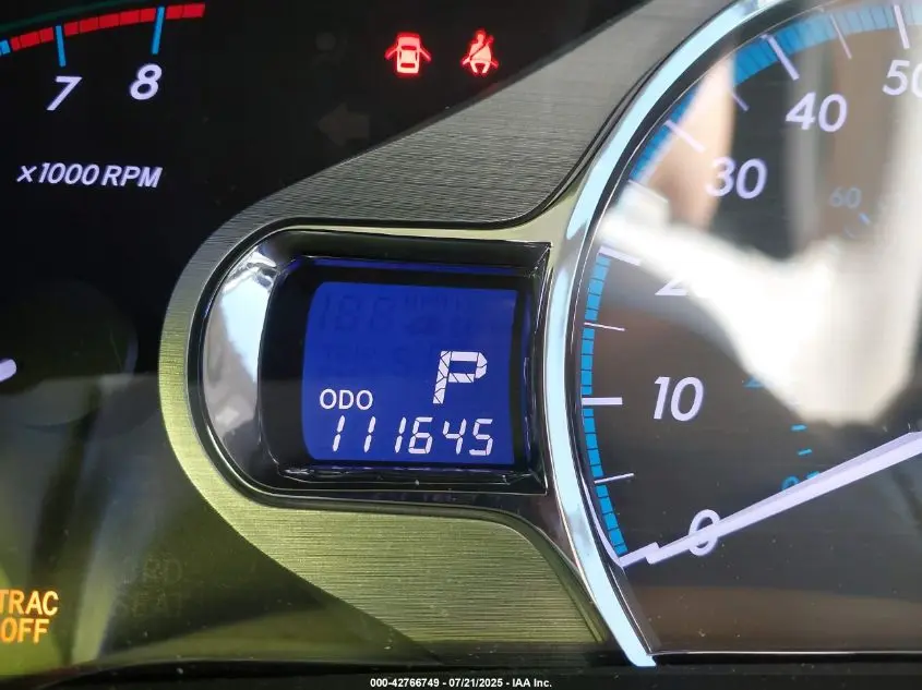 2013 TOYOTA SIENNA XLE V6 8 PASSENGER