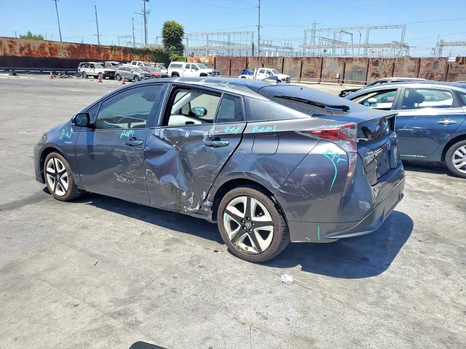 2016 TOYOTA PRIUS FOUR TOURING  