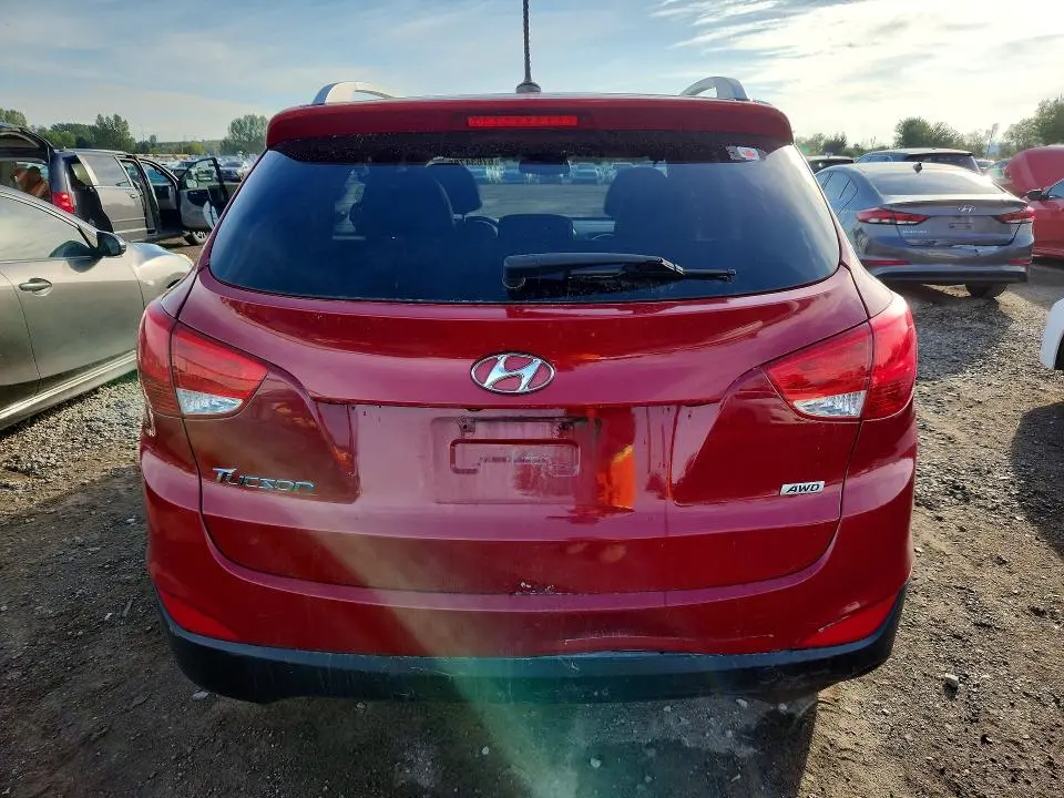 2014 HYUNDAI TUCSON SE  