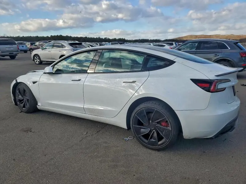2024 TESLA MODEL 3   