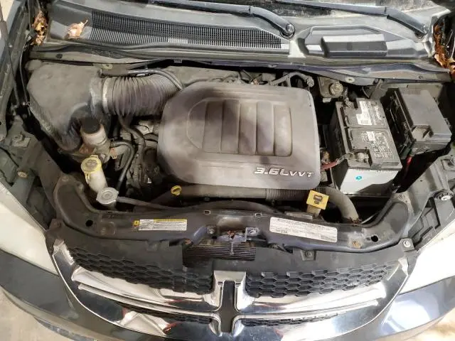 2011 DODGE GRAND CARAVAN CREW  