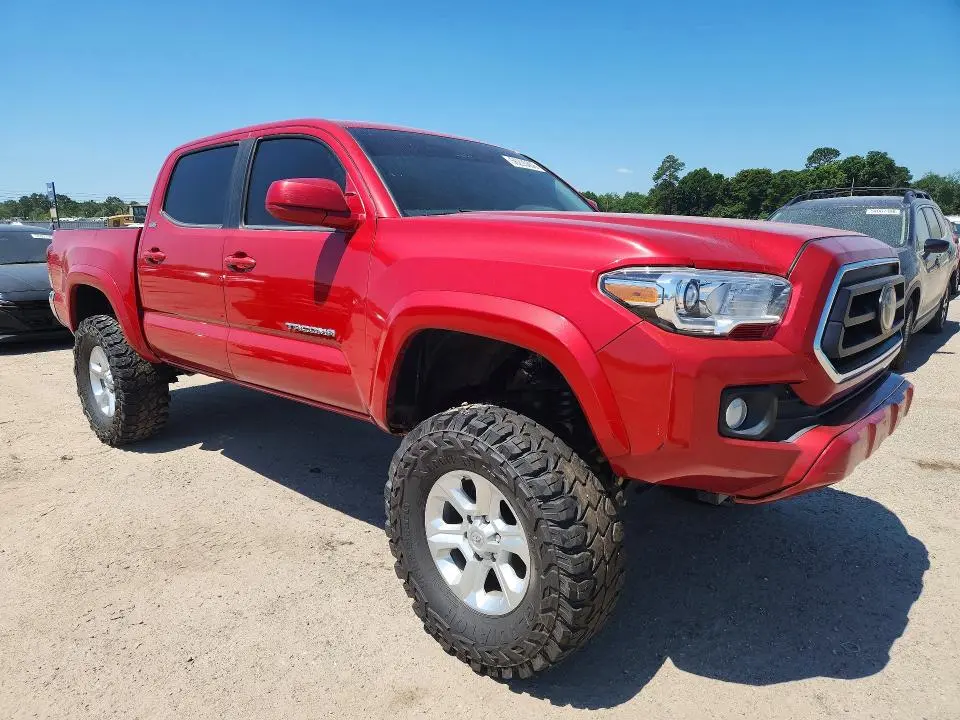 2021 TOYOTA TACOMA SR5 V6  