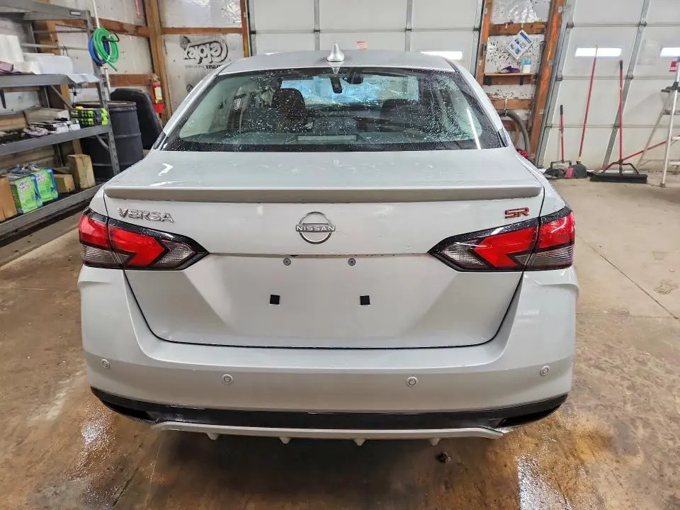2024 NISSAN VERSA SR  
