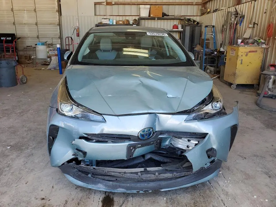 2019 TOYOTA PRIUS LE  