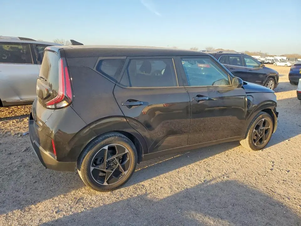 2023 KIA SOUL EX  