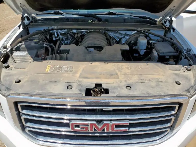 2017 GMC YUKON XL C1500 SLT  
