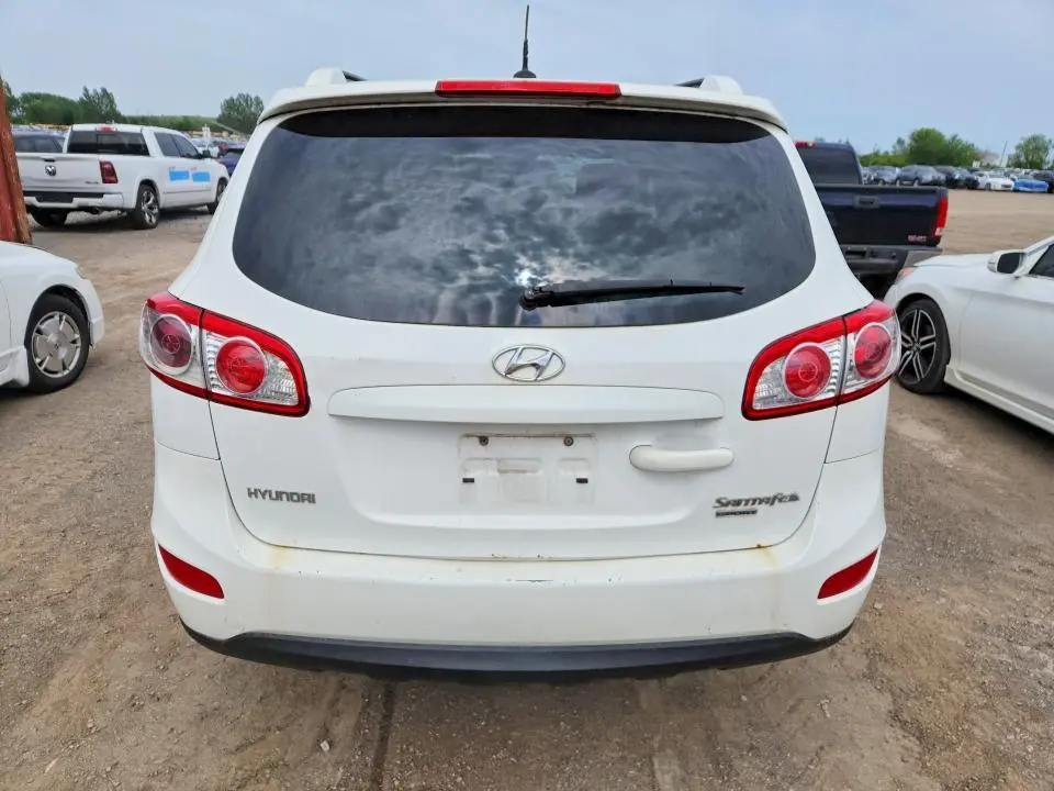 2010 HYUNDAI SANTA FE GLS  