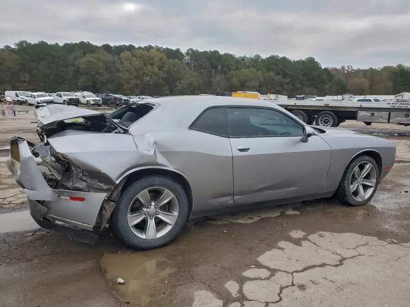 2015 DODGE CHALLENGER SXT  