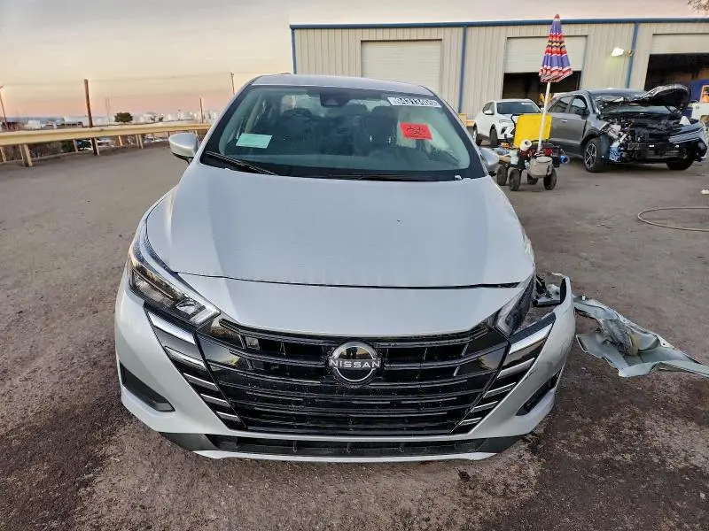 2025 NISSAN VERSA SV  