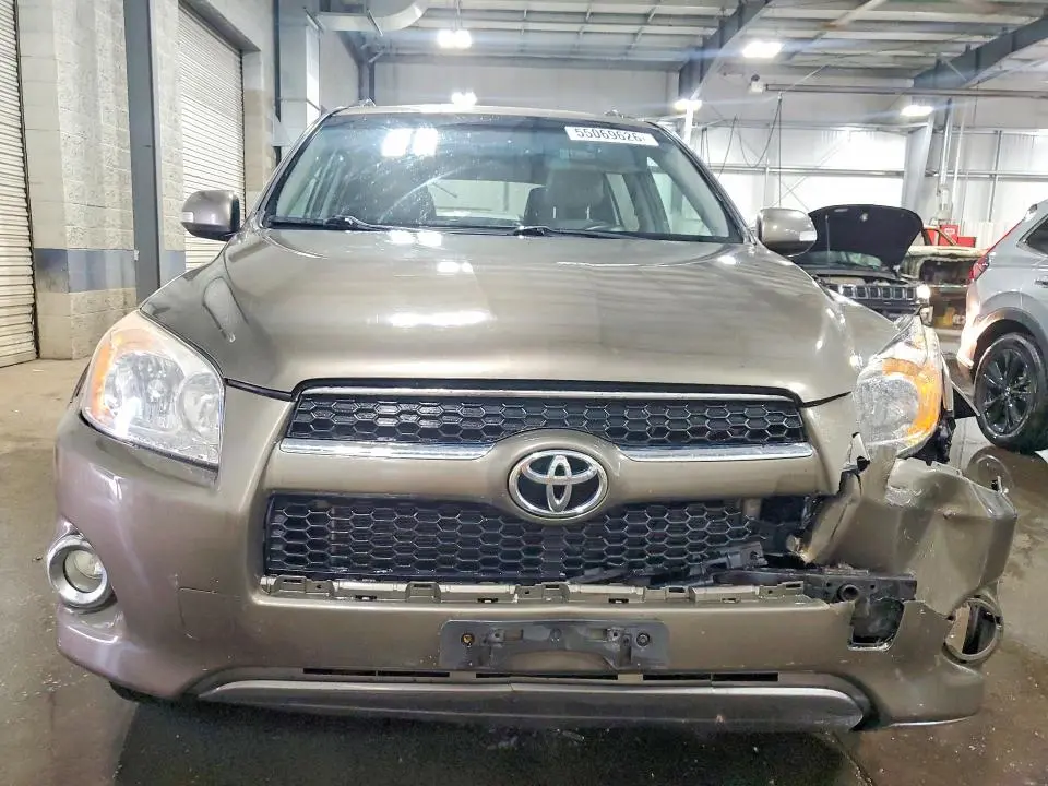 2012 TOYOTA RAV4 LIMITED  
