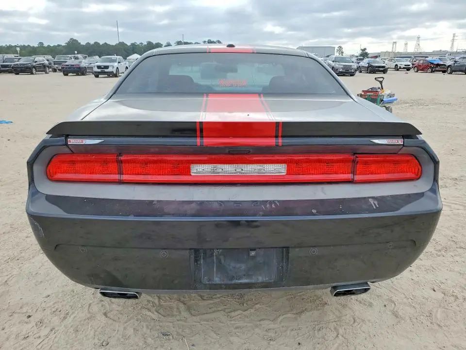 2013 DODGE CHALLENGER SXT  