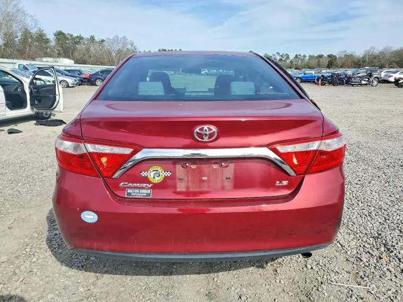 2017 TOYOTA CAMRY LE  