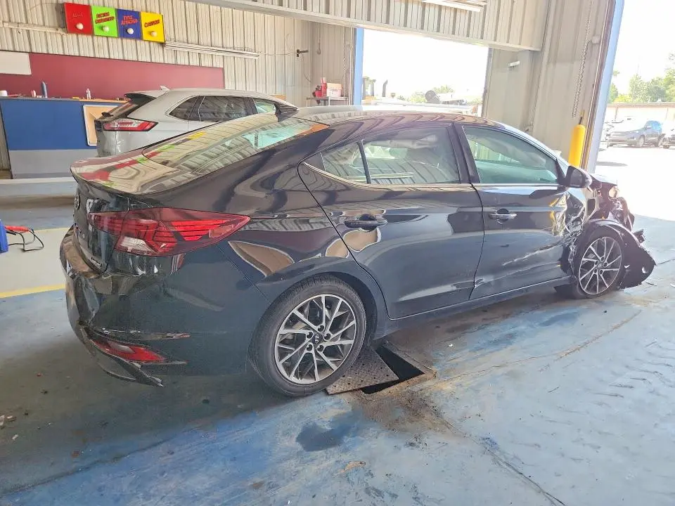 2020 HYUNDAI ELANTRA LIMITED  
