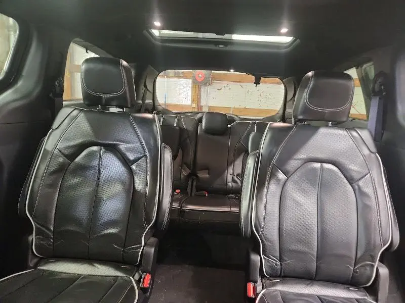 2021 CHRYSLER PACIFICA LIMITED  