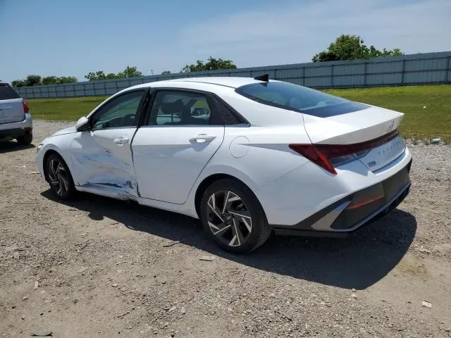 2024 HYUNDAI ELANTRA SEL  