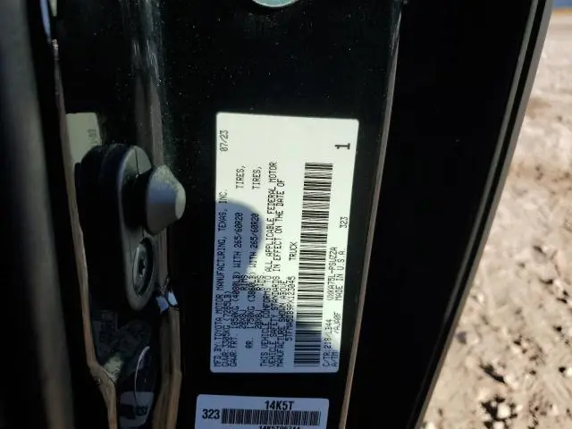 2023 TOYOTA TUNDRA CREWMAX PLATINUM  