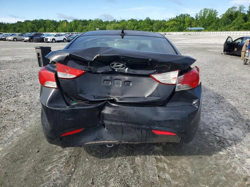 2012 HYUNDAI ELANTRA GLS  