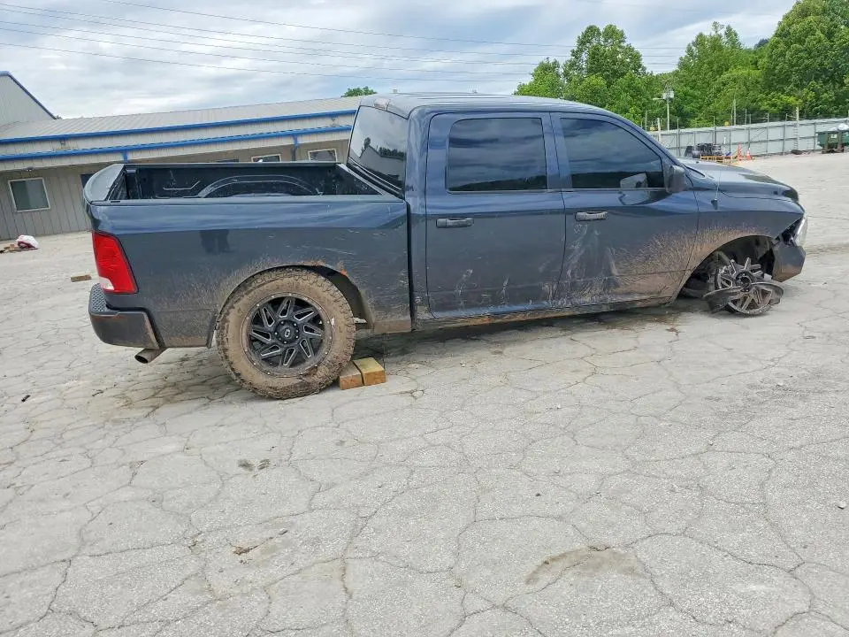2016 RAM 1500 ST  