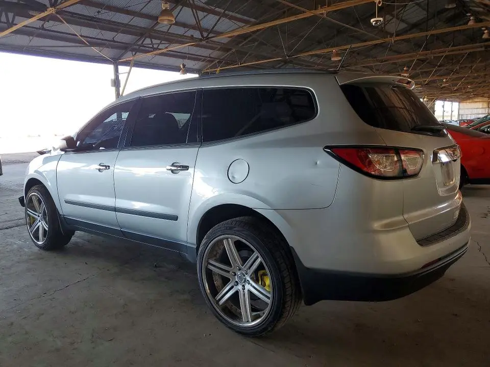 2014 CHEVROLET TRAVERSE LS  