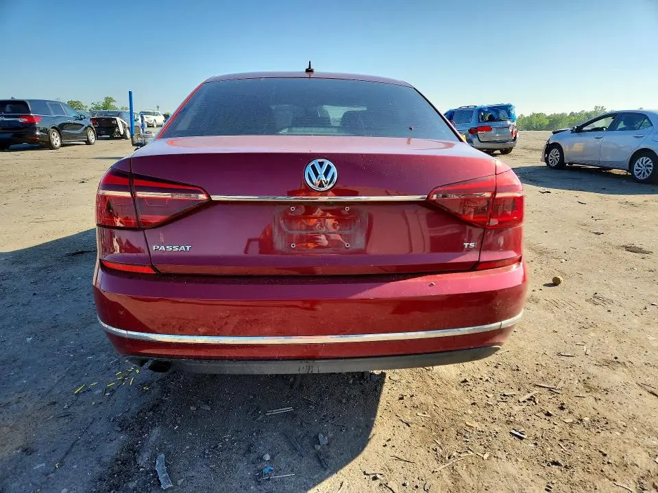 2017 VOLKSWAGEN PASSAT S  