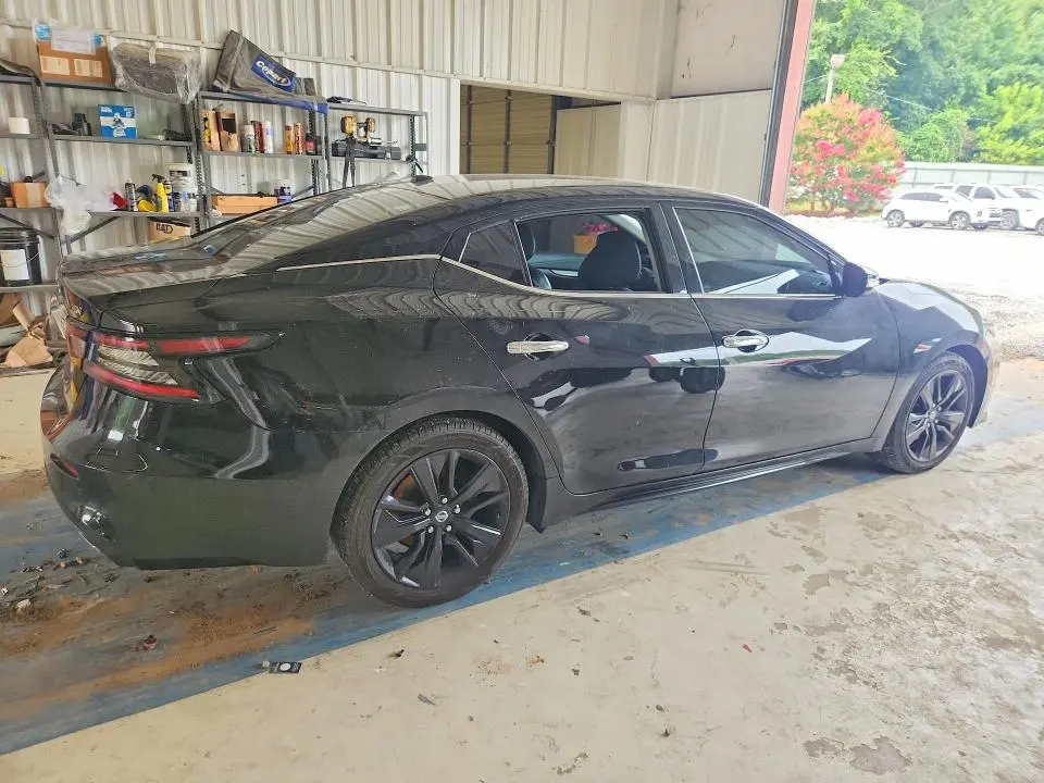 2020 NISSAN MAXIMA SV  