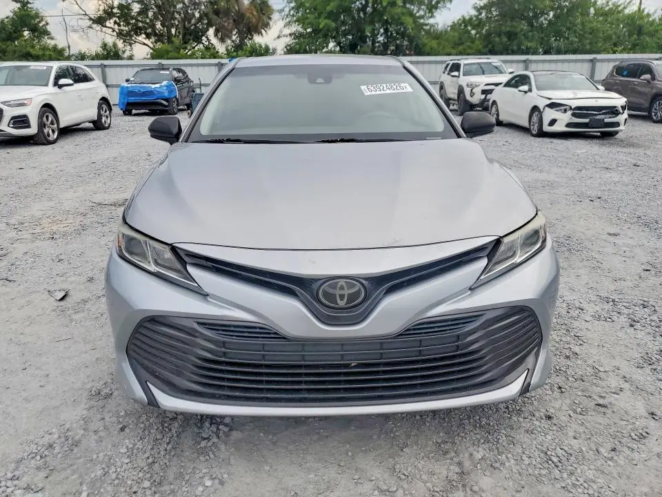 2019 TOYOTA CAMRY LE  