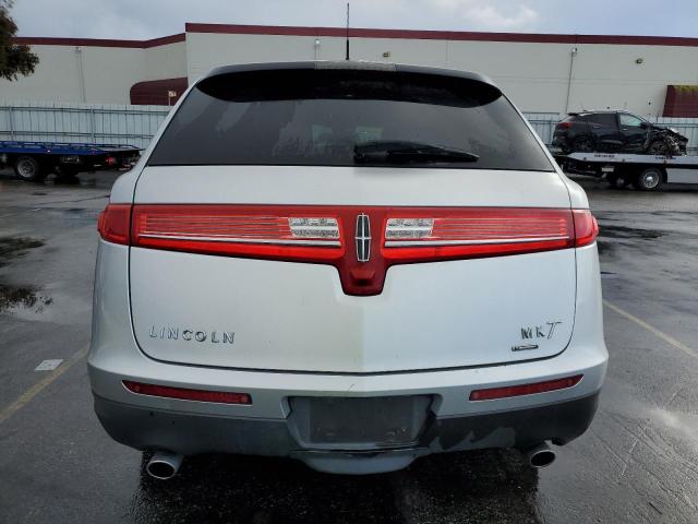 2012 LINCOLN MKT 