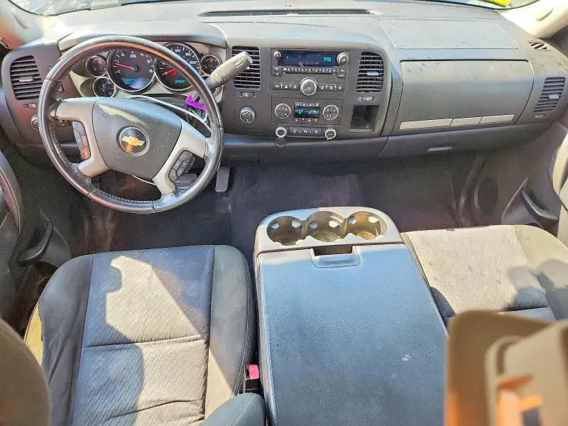2011 CHEVROLET SILVERADO K1500 LT  