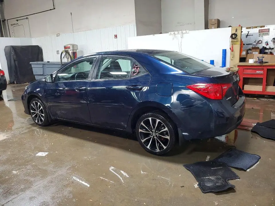 2017 TOYOTA COROLLA SE  