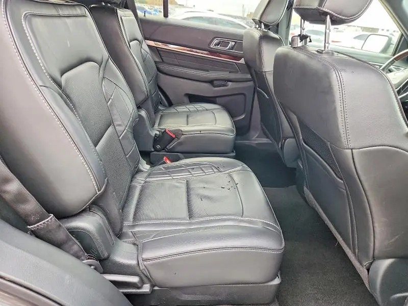 2019 FORD EXPLORER PLATINUM  