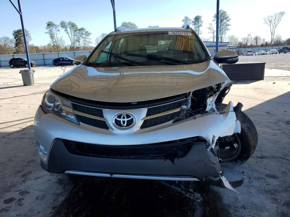 2015 TOYOTA RAV4 LIMITED  