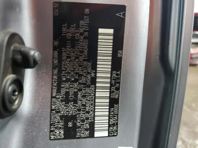 2012 TOYOTA SIENNA   