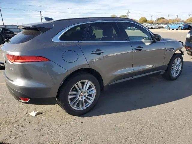 2018 JAGUAR F-PACE PRESTIGE  