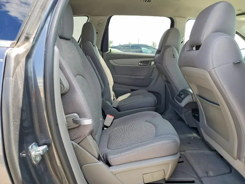 2013 CHEVROLET TRAVERSE LT  