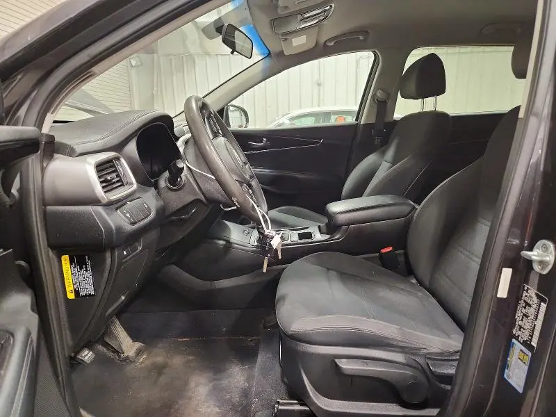2018 KIA SORENTO LX V6  