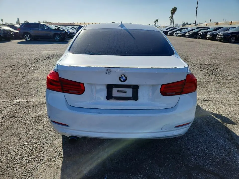 2016 BMW 320 I  