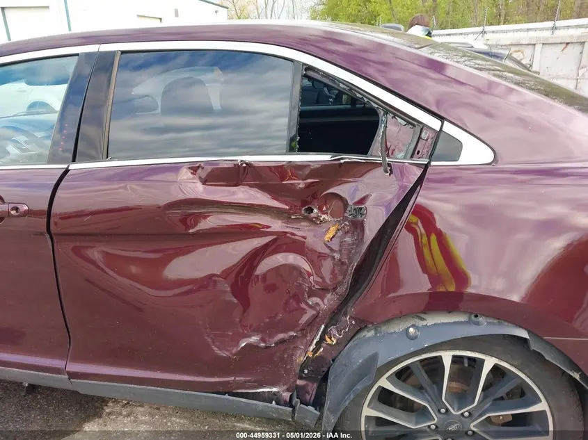 2018 FORD TAURUS SEL